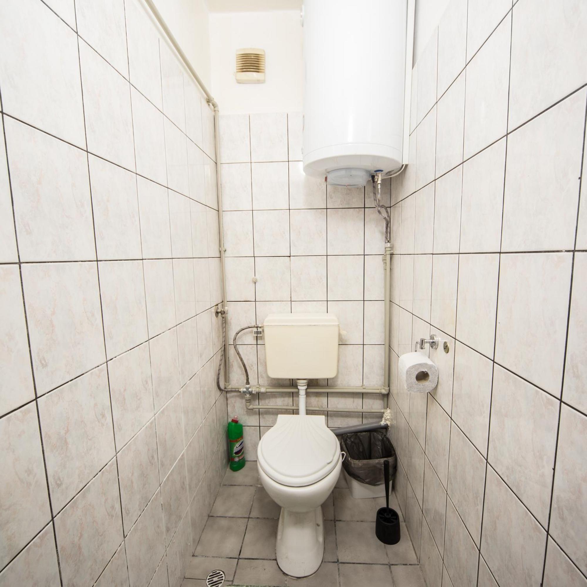 Center - Basic Flat - 10 Min To The Beach Appartement Burgas Stad Buitenkant foto
